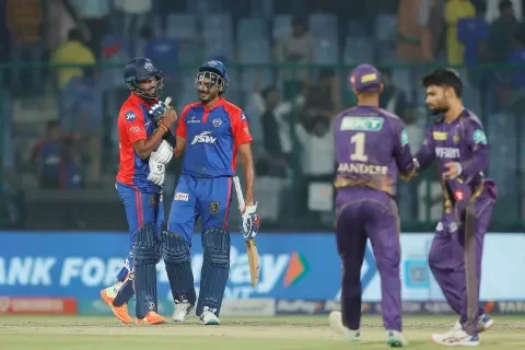 DD Vs KKR:-Bowlers and Warner put an end to the Capitals' losing streak