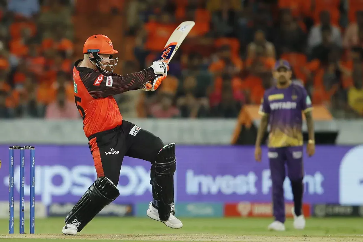 KKR Vs SRH :- Varun's end-over ability secures KKR victory