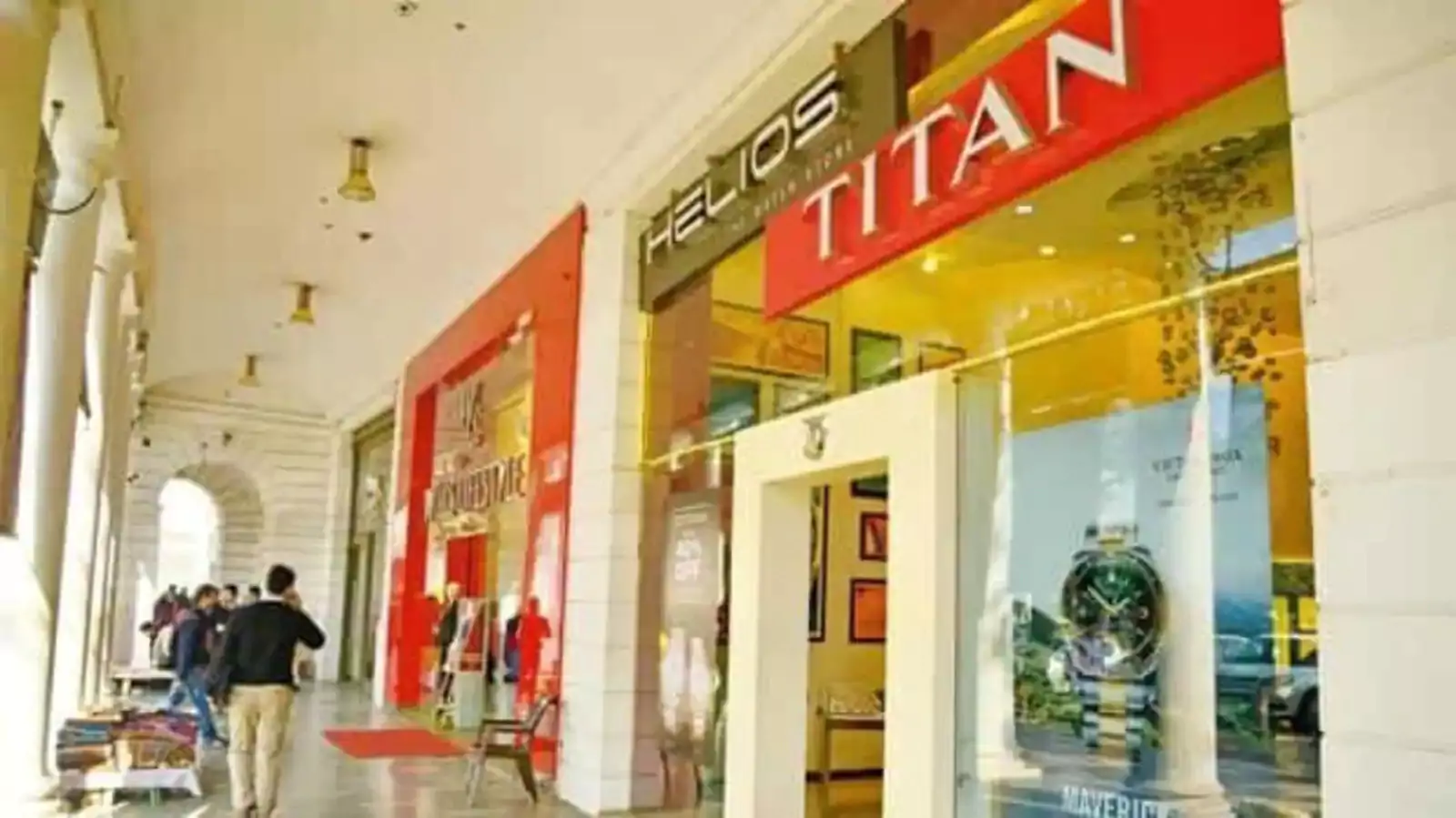 Titan Q4 Results : Net Profit more than doubles to Rs 734 crore